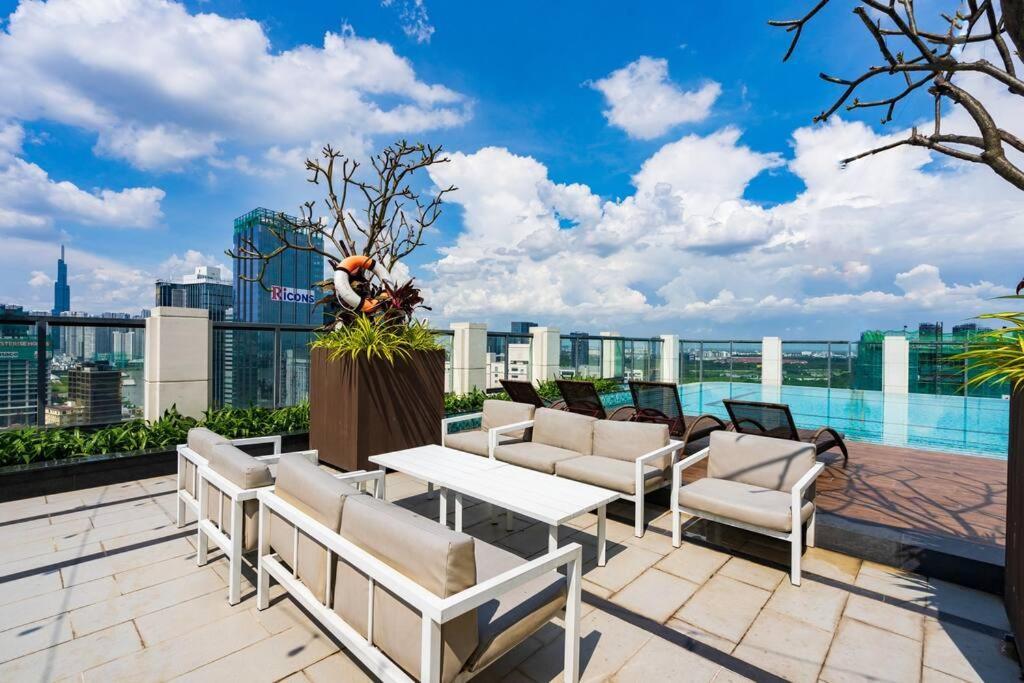 Stylish Boutique In The Heart Of D1/pool/netflix * TP. Hồ Chí Minh
