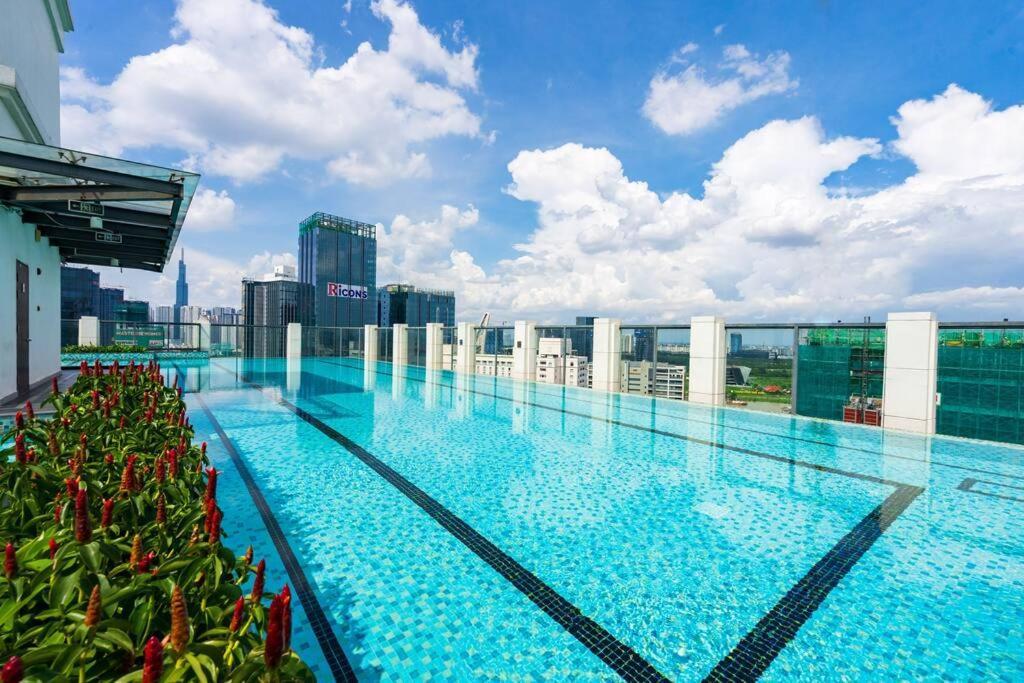 Stylish Boutique In The Heart Of D1/pool/netflix Căn hộ