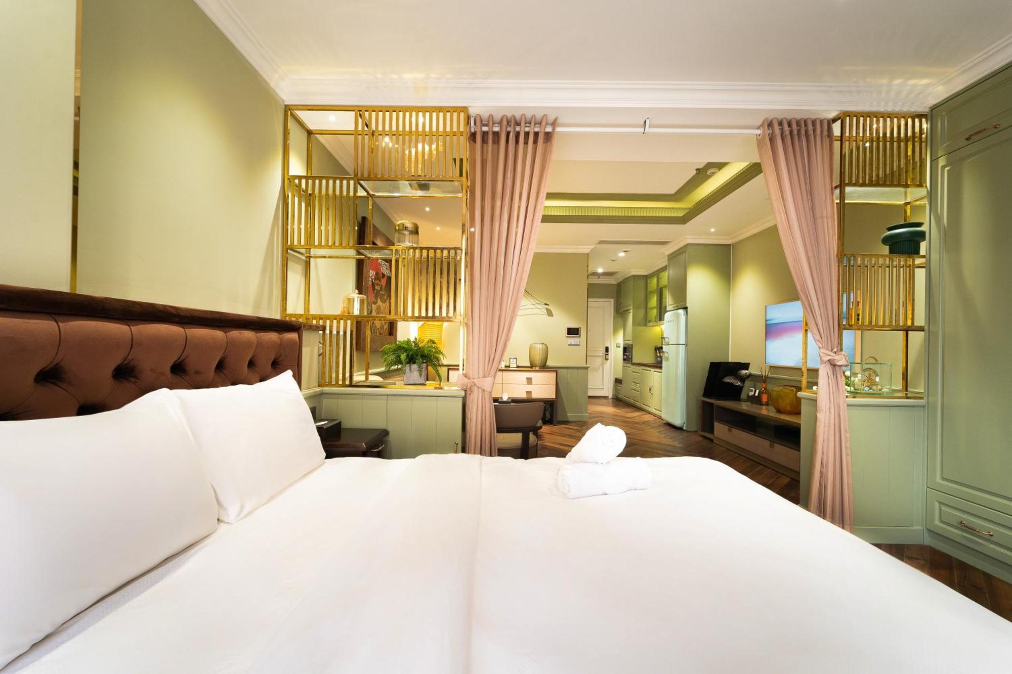 Stylish Boutique In The Heart Of D1/pool/netflix * TP. Hồ Chí Minh