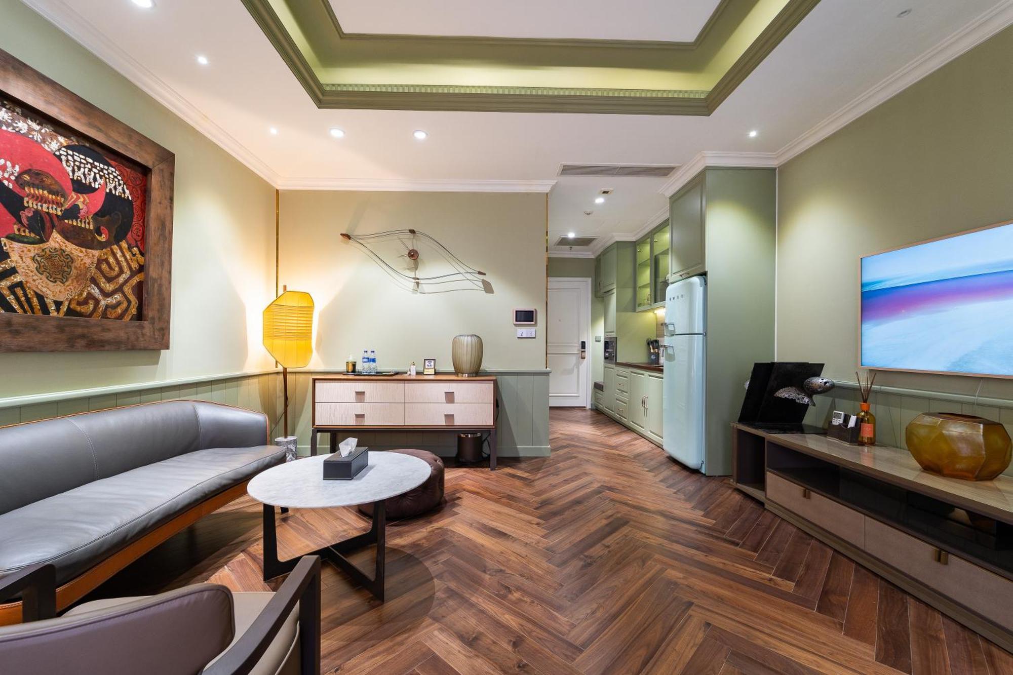 Stylish Boutique In The Heart Of D1/pool/netflix Căn hộ *